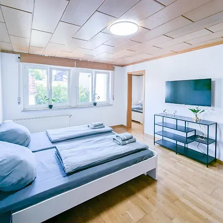 Alfa 3 6 Betten Zuffenhausen Porsche Bosch Bz Wlan Ebk Wm Apartman